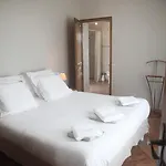 Bed and Breakfast La Maison De Maria 3*