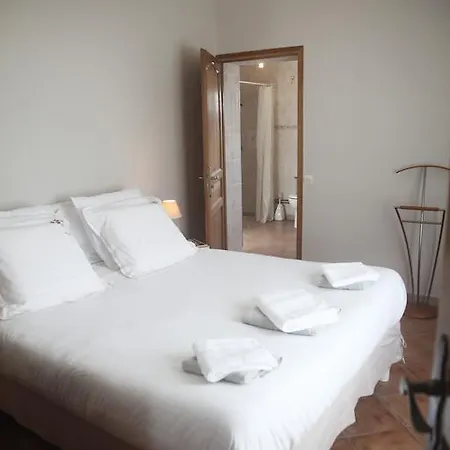 Nocleg ze śniadaniem La Maison De Maria 3*