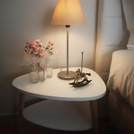 לינה וארוחת בוקר La Maison De Maria Folembray